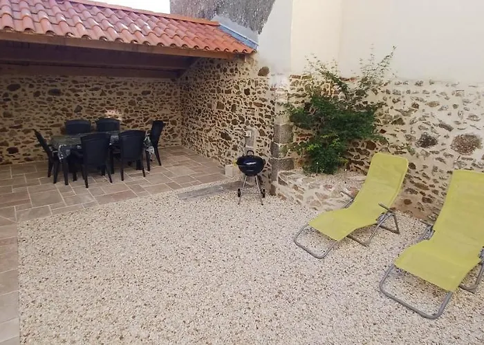 Gite De La Fecleval 6 Personnes Proche Du Puy Dufou