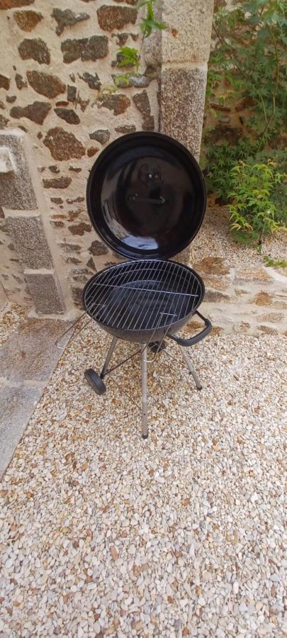 Holiday home De La Fecleval 6 Personnes Proche Du Puy Dufou